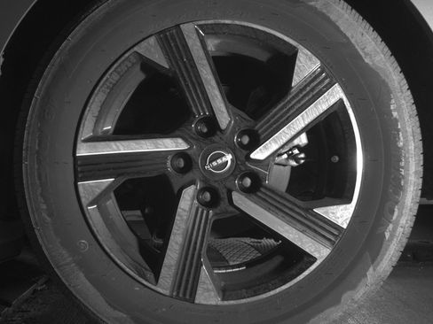 Used 2025 Nissan Sentra SV image 14