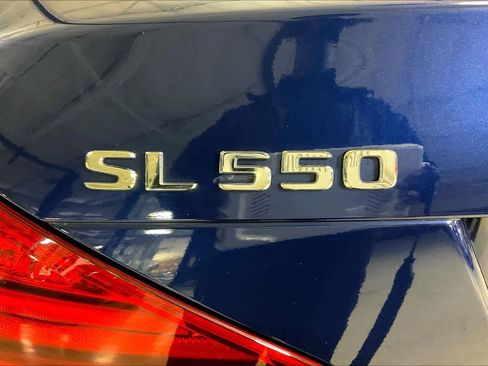 Used 2017 Mercedes-Benz SL 550 image 9