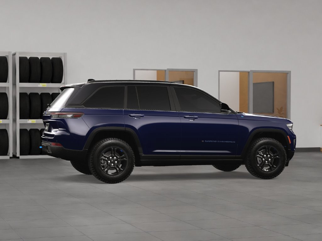 New 2024 Jeep Grand Cherokee Trailhawk w/ Advanced Protech Group II AWD/4WD image 7