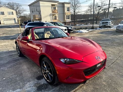 Used 2017 MAZDA MX-5 Miata RF Grand Touring image 5