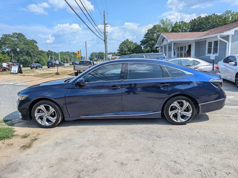 Used 2019 Honda Accord EX image 3