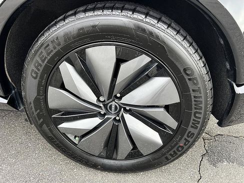 Certified 2024 Nissan Ariya AWD image 10