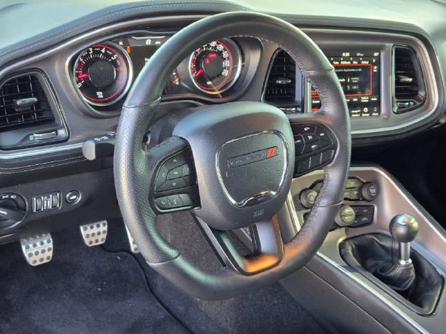 Used 2022 Dodge Challenger R/T Scat Pack RWD image 38