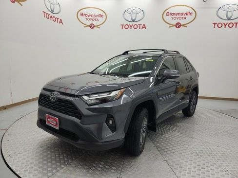Used 2025 Toyota RAV4 XLE Premium image 2