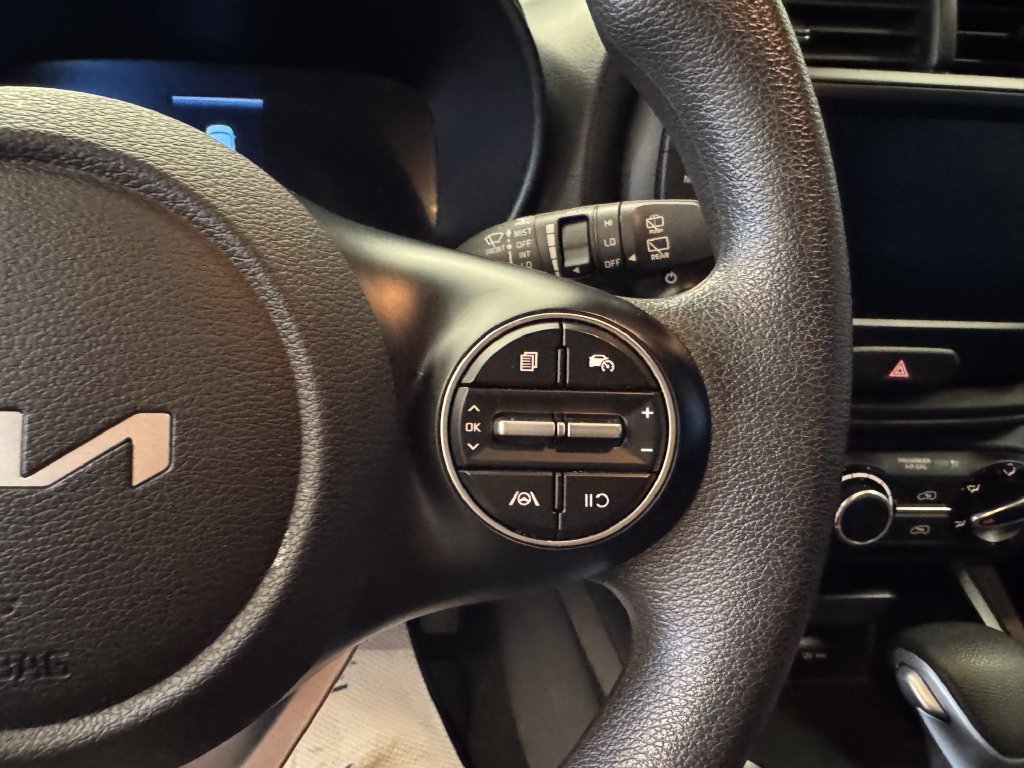 Used 2024 Kia Soul LX w/ Option Group 015 FWD image 12