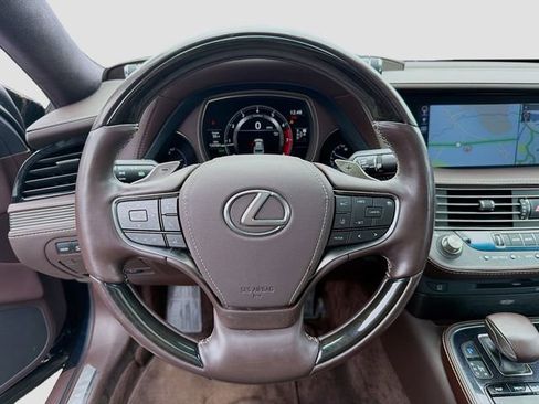 Used 2018 Lexus LS 500 AWD w/ Luxury Package image 12