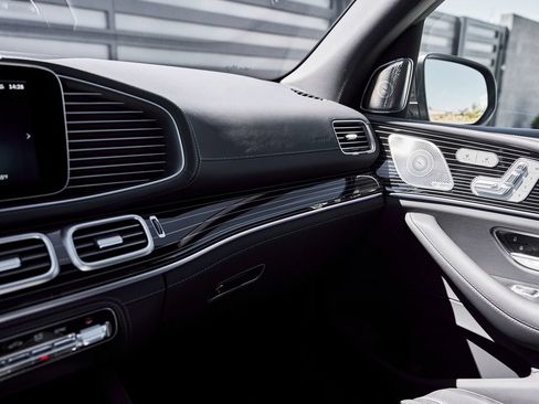 Used 2026 Mercedes-Benz Maybach GLS 600 4MATIC image 86