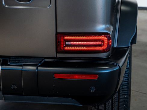 Used 2022 Mercedes-Benz G 550 w/ Exclusive Interior Package image 26