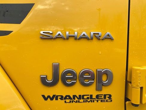 Used 2018 Jeep Wrangler Unlimited Sahara image 31