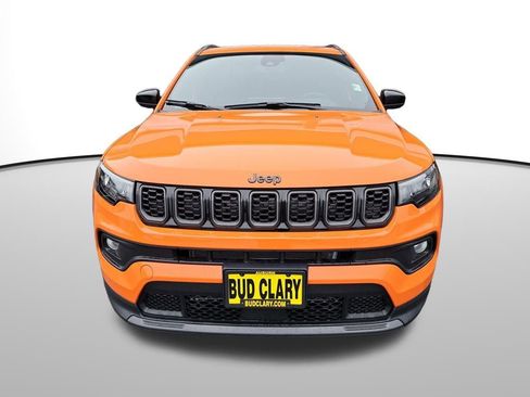 New 2026 Jeep Compass Latitude image 9