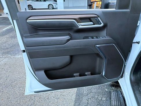 Used 2024 Chevrolet Silverado 2500 LT image 10