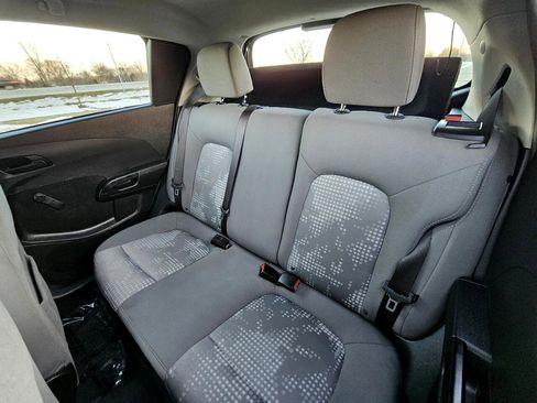 Used 2020 Chevrolet Sonic LT image 21