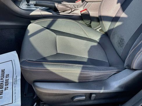 Used 2021 Subaru Crosstrek 2.0i Premium w/ Moonroof Package AWD/4WD image 22