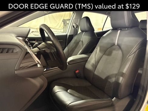 Certified 2023 Toyota Camry XSE w/ Cold Weather Package FWD image 11