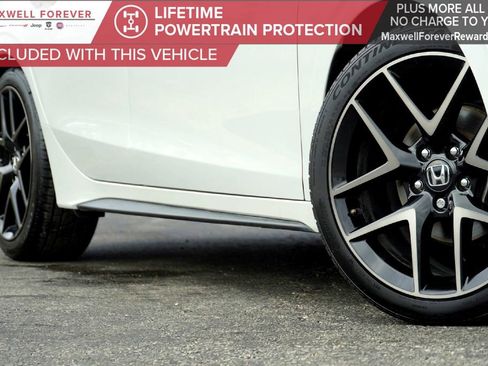 Used 2023 Honda Civic Sport Touring image 4