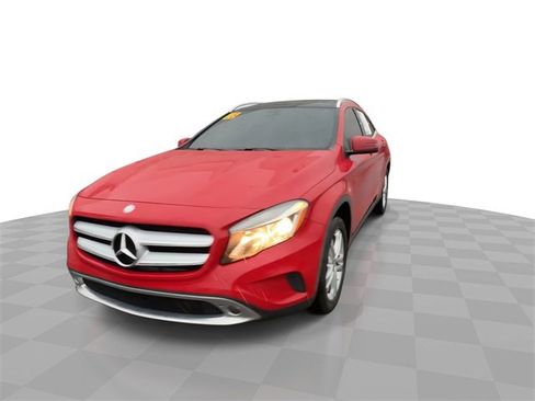 Used 2015 Mercedes-Benz GLA 250 4MATIC image 4