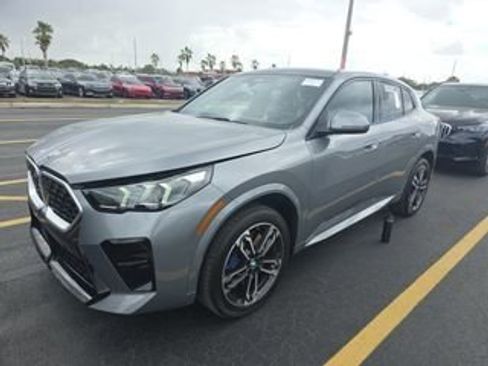 Used 2025 BMW X2 xDrive28i image 1
