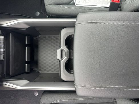 New 2026 RAM 1500 Express AWD/4WD image 33