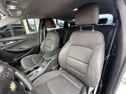 Used 2019 Chevrolet Malibu LS FWD image 7