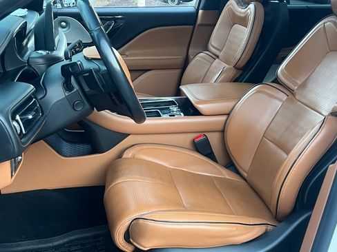 Used 2021 Lincoln Aviator Black Label w/ Dynamic Handling Package image 22