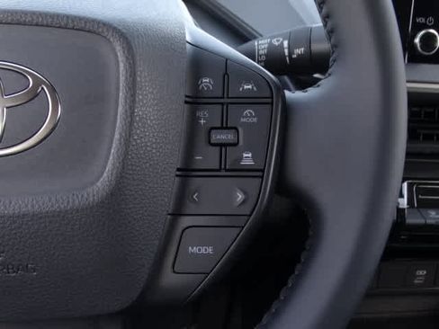 Used 2026 Toyota Prius LE image 36