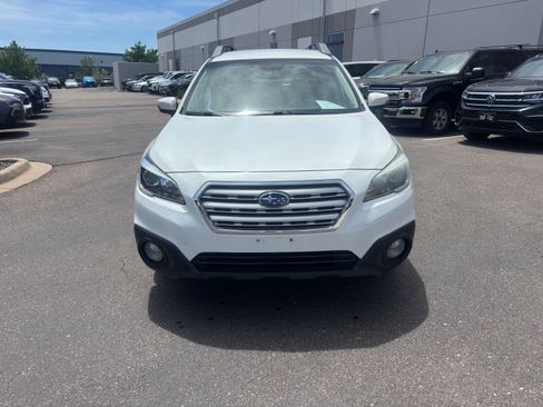 Used 2016 Subaru Outback 2.5i Premium AWD/4WD image 2