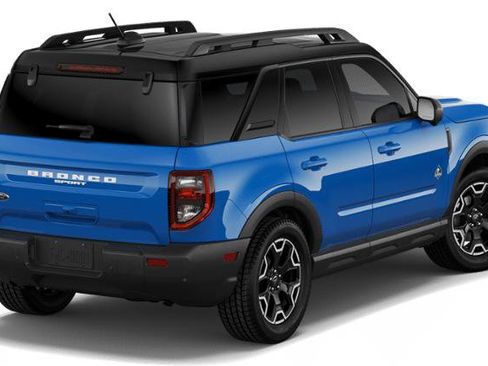 New 2026 Ford Bronco Sport Outer Banks w/ Outer Banks Tech Package+ AWD/4WD image 3