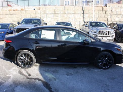 New 2026 Toyota Corolla SE image 4