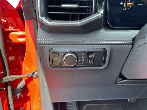 Used 2024 Ford Mustang GT Premium RWD image 19