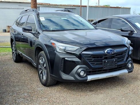 Used 2023 Subaru Outback Limited image 4