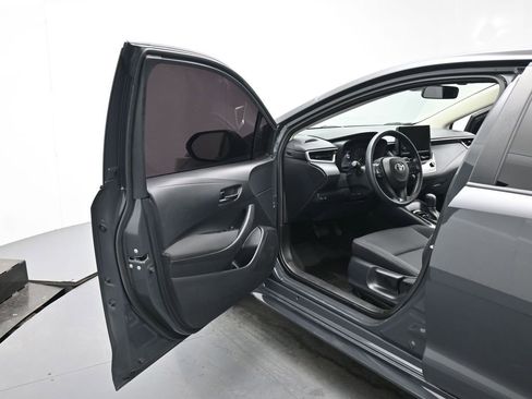 Used 2024 Toyota Corolla LE image 9