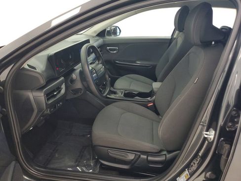Used 2025 Kia K4 FWD image 12