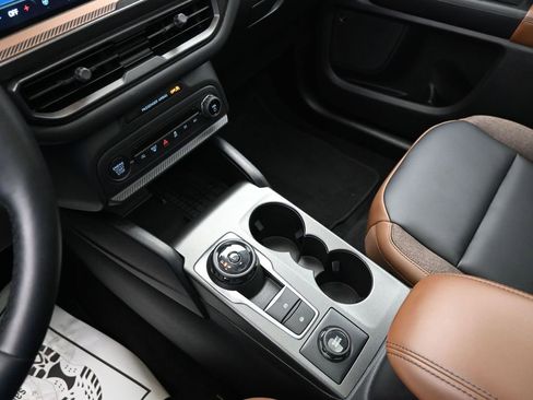 Certified 2025 Ford Bronco Sport Outer Banks w/ Outer Banks Tech Package+ image 24