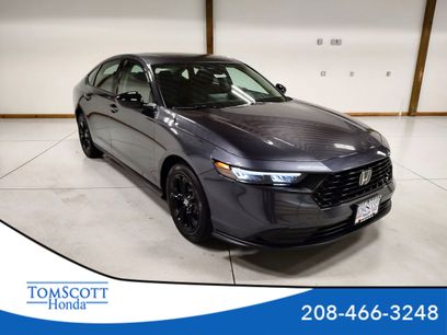 New 2025 Honda Accord SE