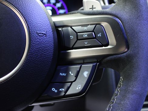 Used 2021 Ford Mustang Shelby GT500 w/ Technology Package image 19