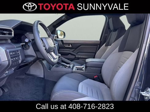 Used 2025 Toyota Tacoma TRD Off-Road AWD/4WD image 14