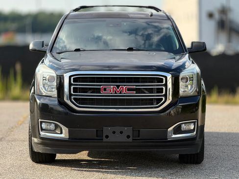 Used 2015 GMC Yukon XL SLT w/ Open Road Package AWD/4WD image 5