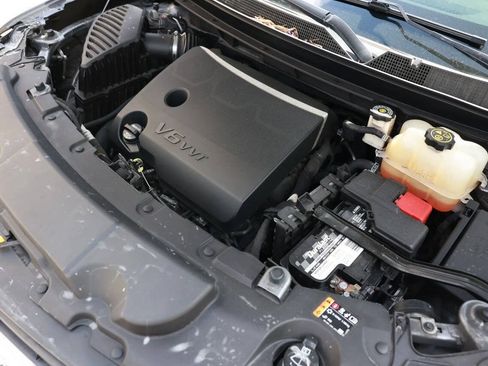 Used 2019 Chevrolet Traverse LS FWD image 48