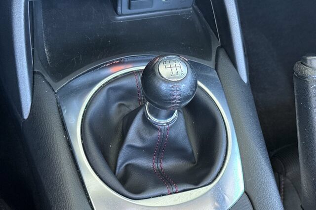 Used 2016 MAZDA MX-5 Miata Club RWD image 18