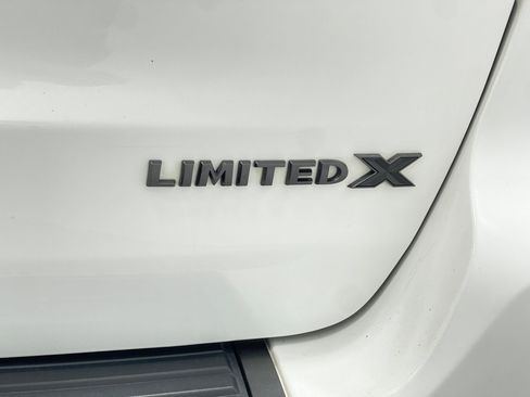 Used 2020 Jeep Grand Cherokee Limited X image 40