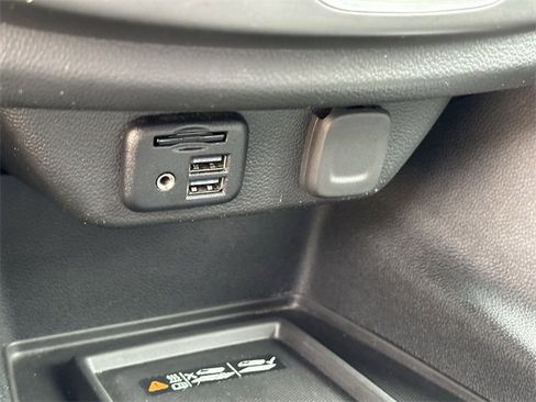 Used 2022 Chevrolet Traverse RS w/ LPO, Floor Liner Package image 19