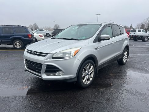 Used 2013 Ford Escape SEL w/ Class II Trailer Tow Pkg image 4