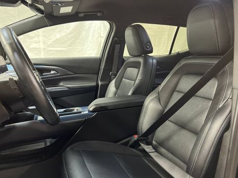 Used 2024 Chevrolet Equinox EV LT FWD image 15