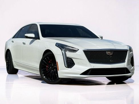 Used 2019 Cadillac CT6 V image 2
