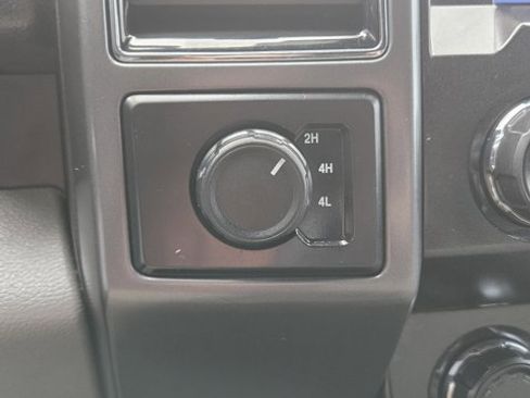 Used 2020 Ford F150 XLT w/ Equipment Group 302A Luxury image 18