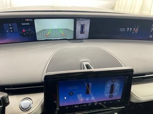 Certified 2024 Lincoln Nautilus Reserve AWD/4WD image 21