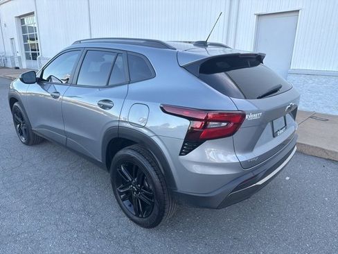 Used 2025 Chevrolet Trax ACTIV w/ Driver Confidence Package image 13