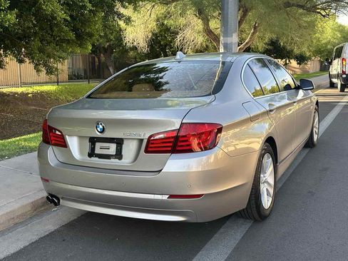 Used 2011 BMW 528i Sedan RWD image 8