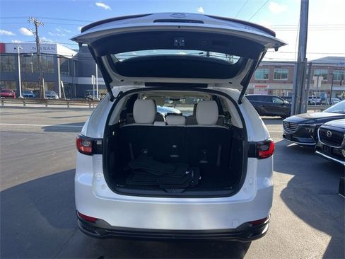 Certified 2024 MAZDA CX-90 3.3 Turbo w/ Preferred Package image 23