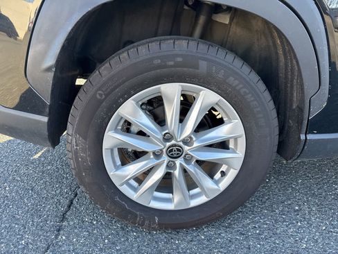 Used 2023 Toyota Corolla Cross LE image 50